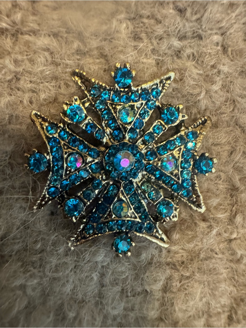 Vintage-Style Turquoise Rhinestone Maltese Cross Brooch